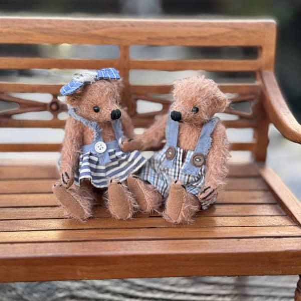 Little Mohair Bear Couple